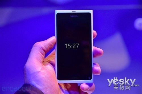 566355182.jpg