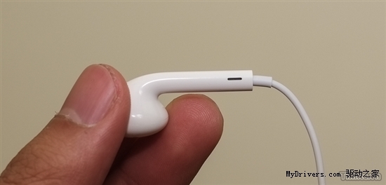 苹果新iPhone耳机露真容:貌似很牛X
