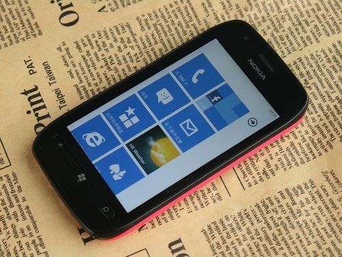 WP8��ѹ����˿�WP7�ֻ��Ƽ��뽵��Ԥ��