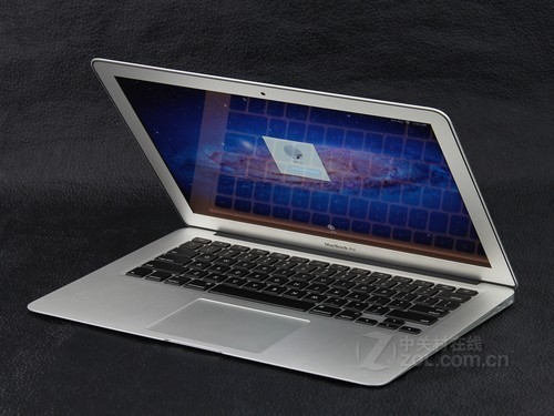MacBook Air银色 外观图
