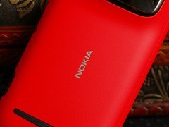 ��Խ��Ƭ�� ŵ����PureView 808������ 