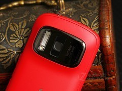 ��Խ��Ƭ�� ŵ����PureView 808������ 