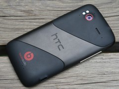 HTC 灵感XE 黑色 背面图 