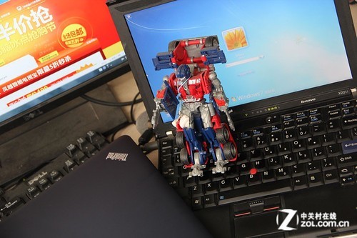 商务也时尚 蓝色妖姬版ThinkPad评测