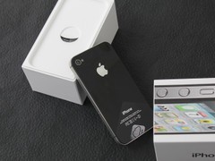 iPhone 4S 黑色 背面图 