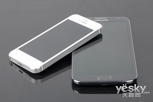 �콢���콢�Ľ���Note��Ա�iPhone5