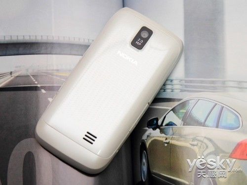 诺基亚新机领衔 女性适用小巧触屏手机推荐