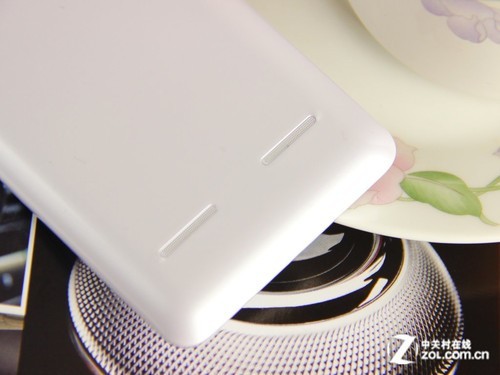 四核2GB内存白色华为荣耀四核爱享版图赏