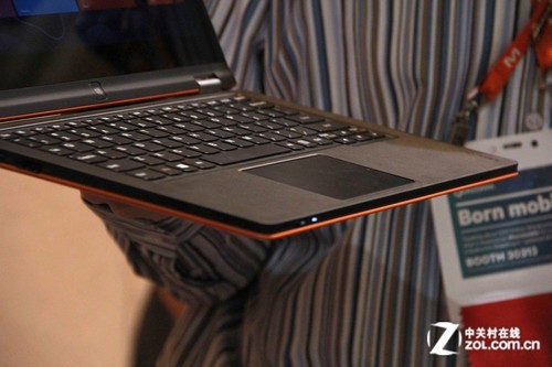 CES 2013:联想Yoga再次现身
