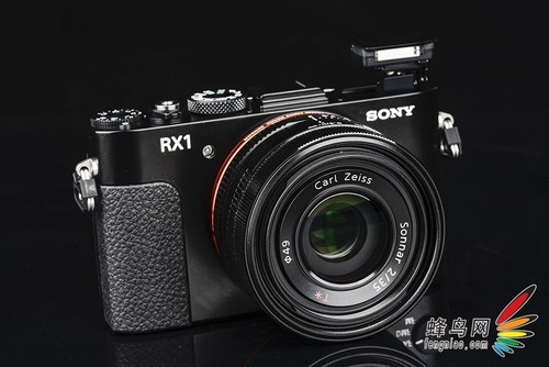 重温35mm经典全画幅索尼黑卡RX1深度解析