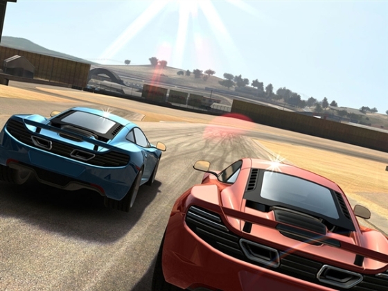 《真实赛车3》曝光新玩法 多人异步模式_软件