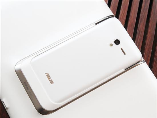 神奇变形手机华硕PadFone2实拍图赏