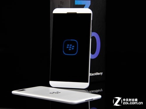 BB10充其量和WP8差不多 白色黑莓Z10评测