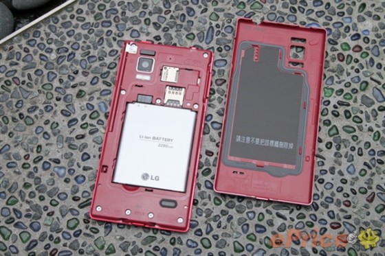 3665元！LG 4.7寸四核防水强机发布