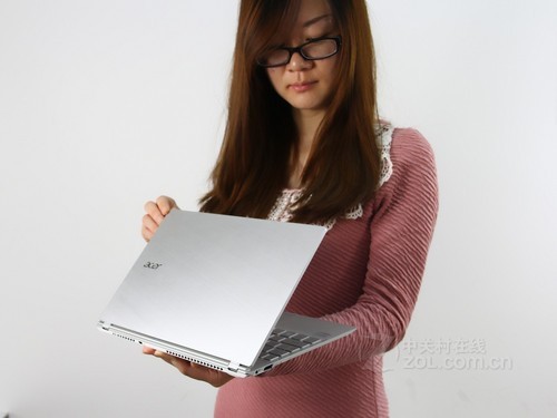 Acer S7-191银色 外观图 