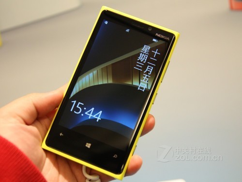 �ƶ���ҹ������ ŵ����920T�ֻ�����3688 