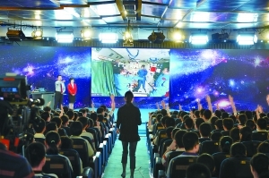 中国首次太空授课：五个实验很精彩