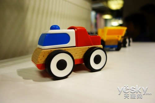 终极画质 从黑卡™开始 索尼RX100 II评测