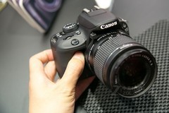 微单强劲对手佳能100D套机行货3920元