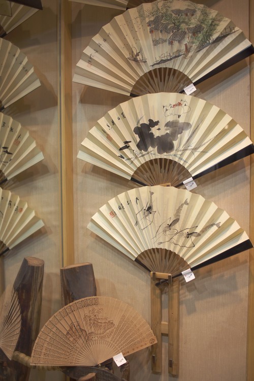 锐度更高细节更美 索尼黑卡RX1R评测