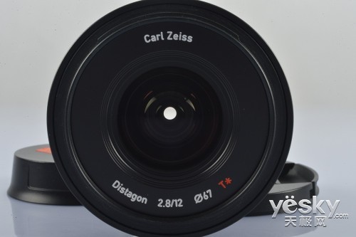 一切尽收眼底最广微型定焦蔡司12mmF2.8评测