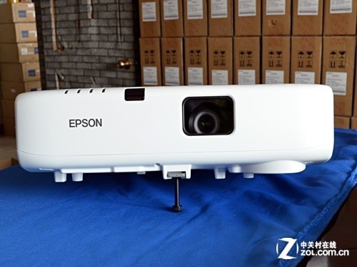 教育投影机 苏州爱普生C1040XN售11000_数码