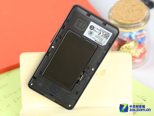 599元QWERTY全键盘黑色诺基亚210图赏