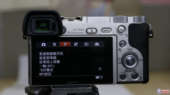 叫板无反最快对焦 索尼微单A6000评测