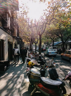 教你三招 用手机就能拍出好看的街头摄影