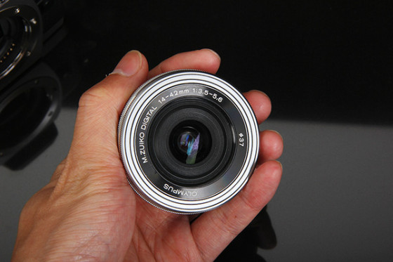 轻巧平衡之选奥林巴斯OM-DE-M10体验