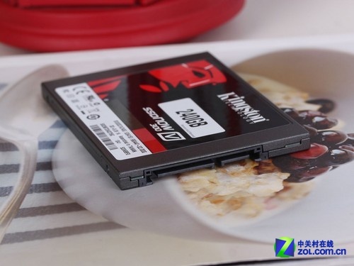 金士顿 SV300S37A/240G 外观图