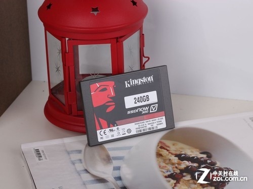 金士顿 SV300S37A/240G 外观图