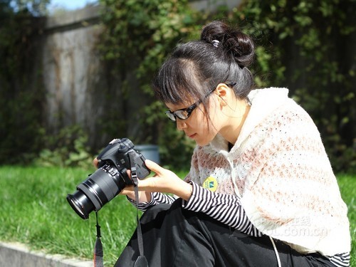 霸气中端 佳能60D套机重庆报价5500元_数码