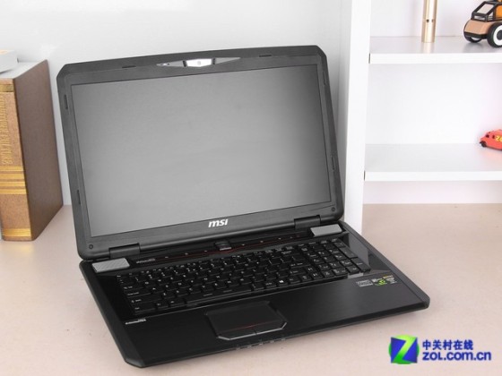 msi微星 新GT70 外观图