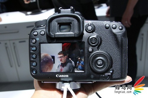 佳能入门全幅头新24-105mm现场试用