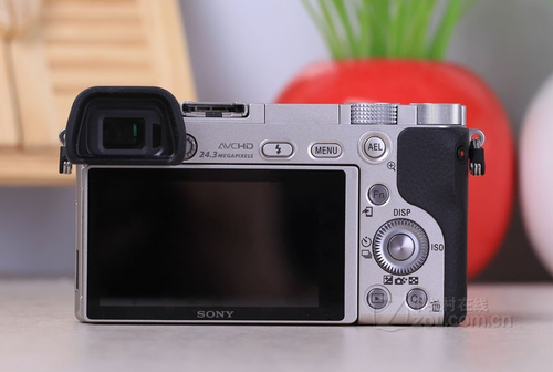 ��׽�����������΢��A6000����3770Ԫ