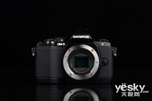 ��ɫ���ܰ��ְ�˹E-M10�׻�����4866