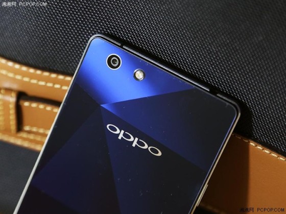 流光镜面设计性能均衡 oppo r1c评测
