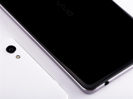 ��Ʒ����ϸ���ֻ�vivoX5Pro˫ɫͼ��