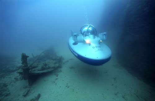 荷兰推出迷你微型潜艇 可载4人海底探险