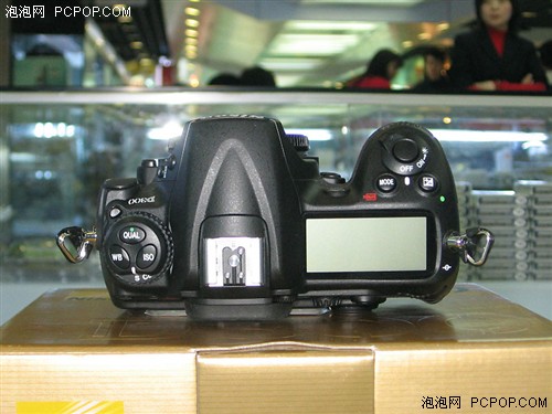 APS-C单反王中王尼康D300再降价百元