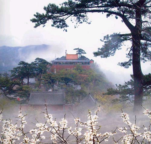 坐爱枫林晚!北京周边自驾游路线推介_数码