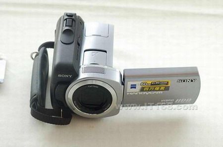 [沈阳]60G硬盘+25倍变焦 索尼85E仅4650_数码