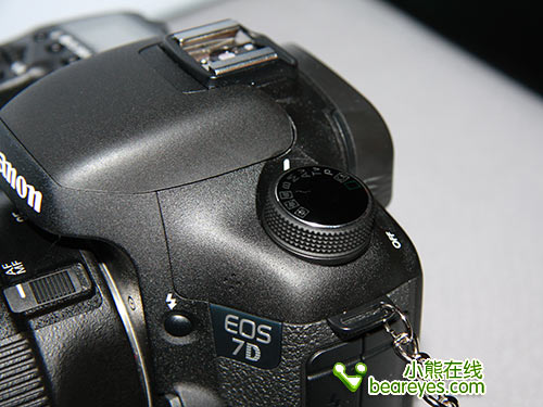 1800万像素强劲性能佳能7D套机15500元