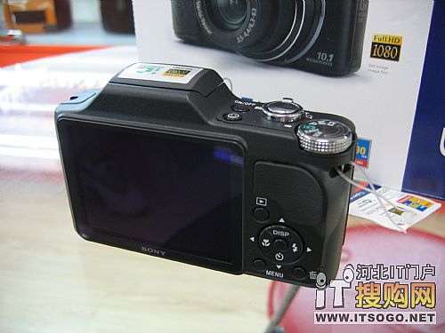 1258447768_PgTDVr.jpg