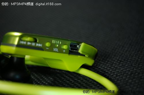 摆脱线缆束缚索尼新MP3W252抢鲜首曝