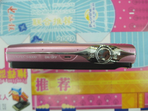 崇拜吉他谱林俊杰c调-评测 网购实价 上面是一个多功能的一个拍摄按键,在它的左边则是