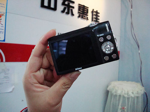 4x䳬ᱡƬ῵S3000̨930Ԫ