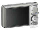 ῵ COOLPIX S600