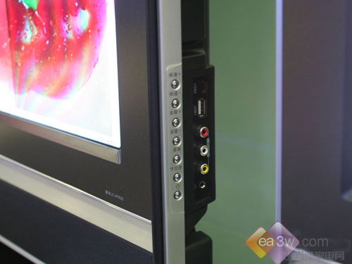 �������û�42Ӣ��ȫ����Һ������9ǧ